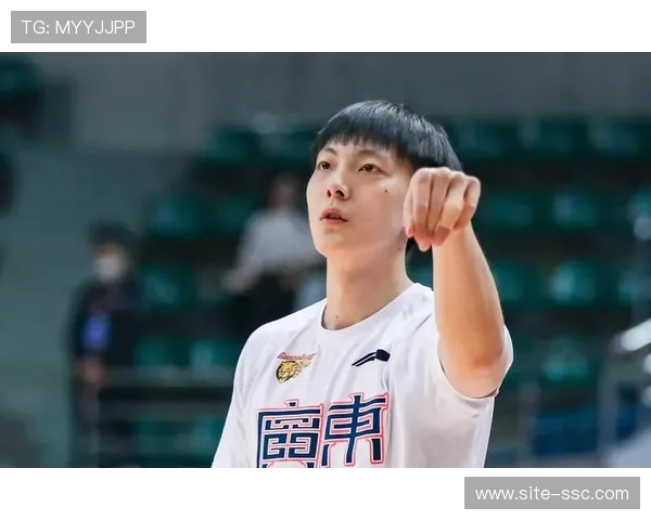 广东麦考尔复出提升后卫线 双能卫进攻终结更稳定